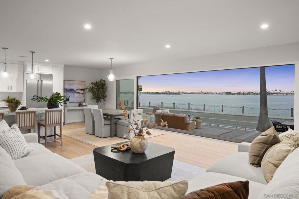 3611 Riviera