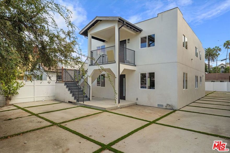 Fully remodeled 2 bed 2 bath units now available for lease at 3752 Veteran Ave in the desirable Palms neighborhood of Los Angeles. Each unit features new flooring, bright and open living spaces, in-unit washer and dryer, and a full appliance package including refrigerator, stove, and dishwasher. Parking is included. Conveniently located near Culver City, Century City, Westwood, and Beverly Hills with easy access to the 10 and 405 freeways, shopping, dining, and entertainment.