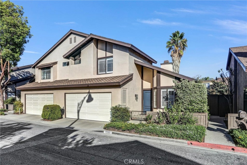1230 Stonewood Dr