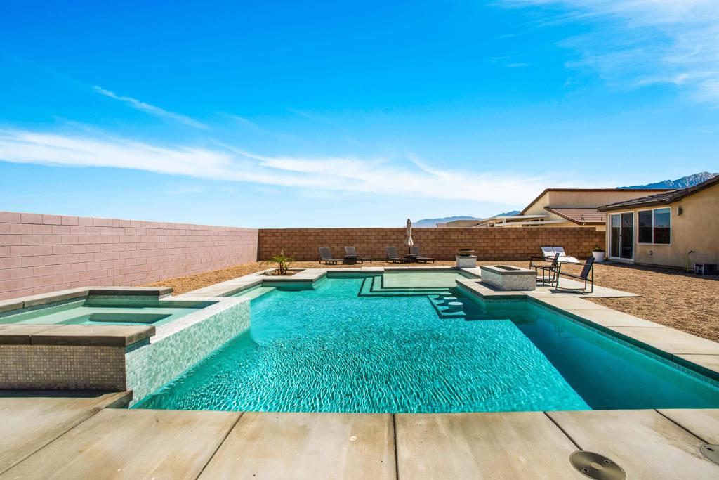 Arbors - Residential