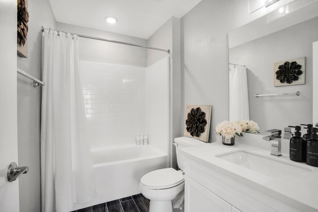 Arbors - Residential