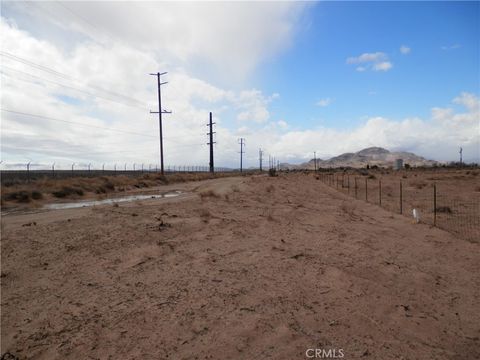Photo of 0 Trotter Avenue, Mojave, CA 93501 (MLS # PW26101060)