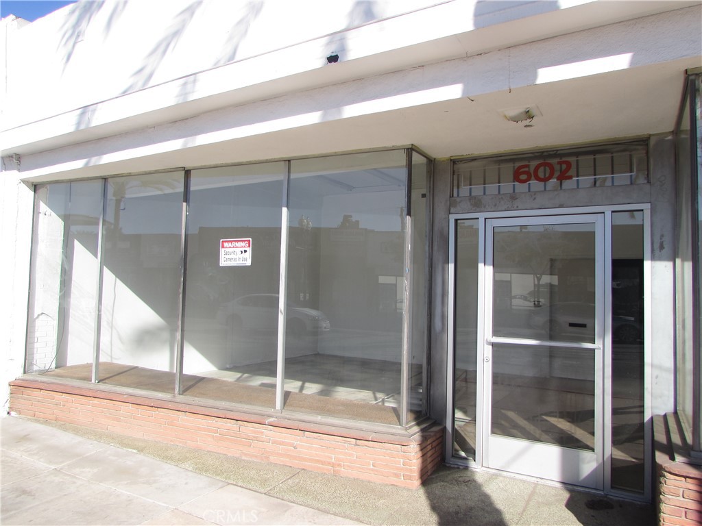 602 W Whittier Boulevard
