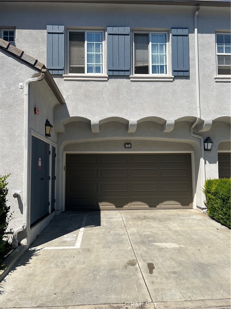 7 Leucadia 108