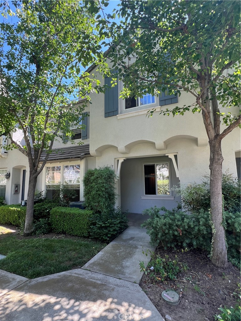 7 Leucadia 108