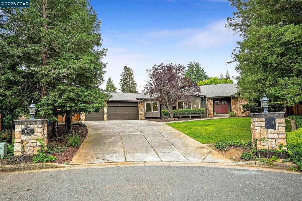 1016 Pine Hollow Ct