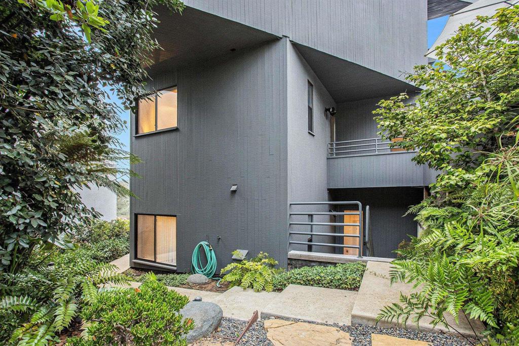 Del Mar - Residential