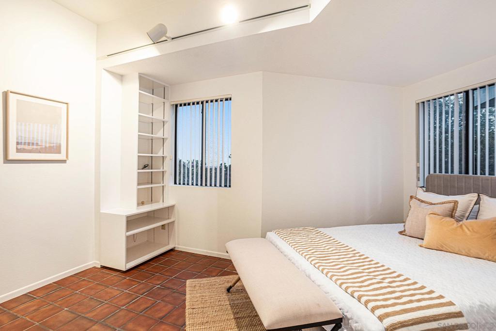 Del Mar - Residential