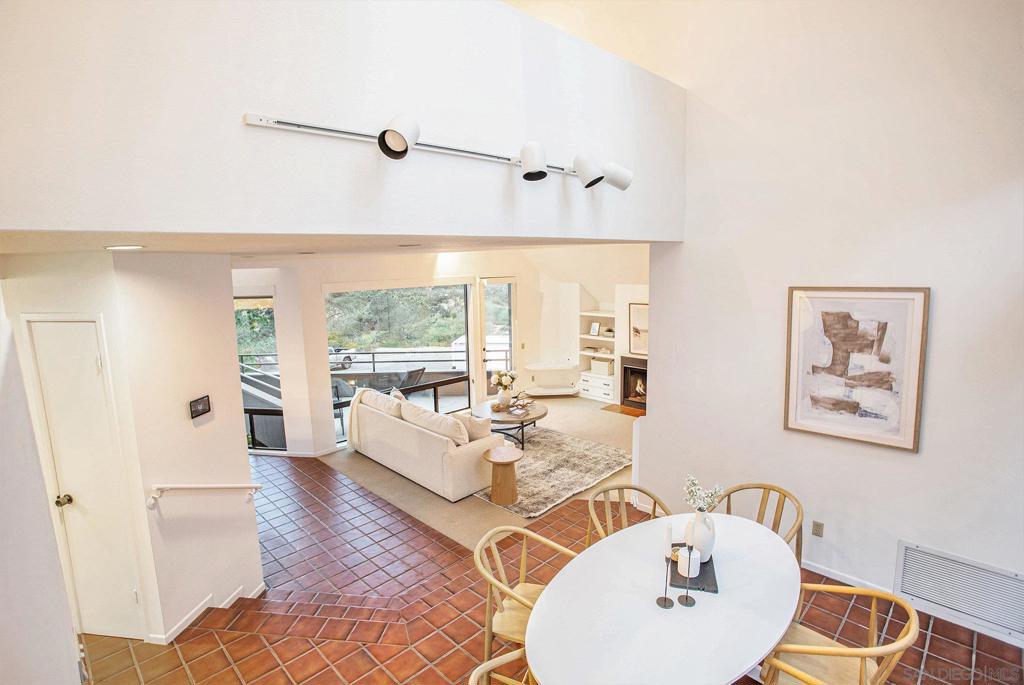 Del Mar - Residential