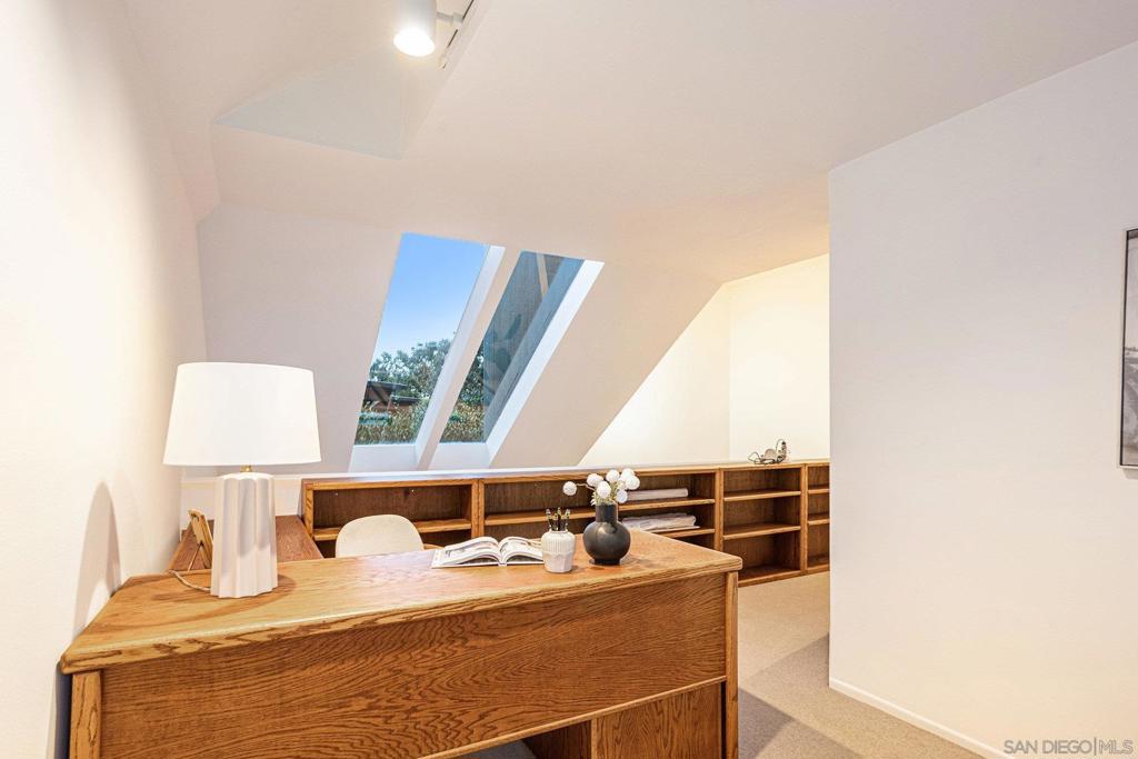 Del Mar - Residential