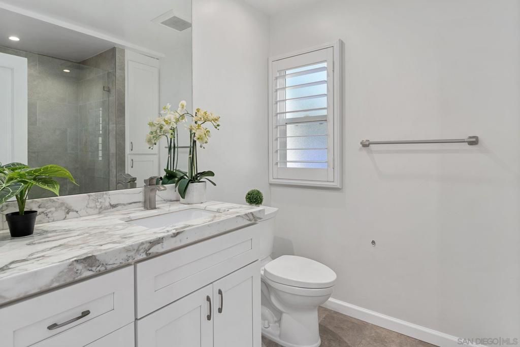 listing image 130724161567694285050