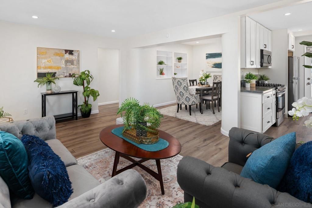 listing image 130721813898516704063