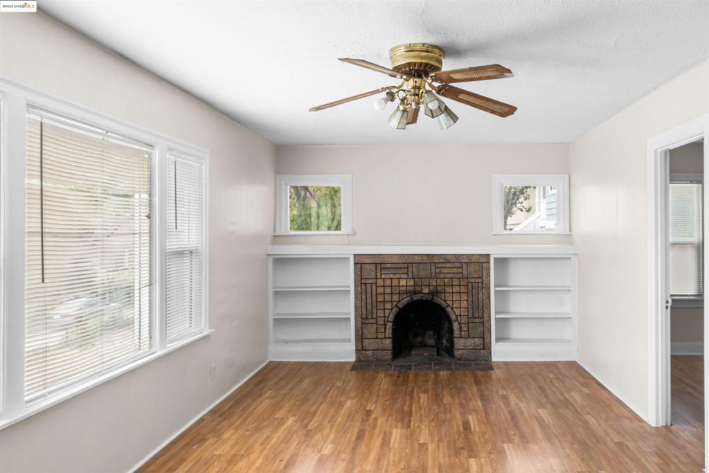 LAURELDICT - Residential Lease
