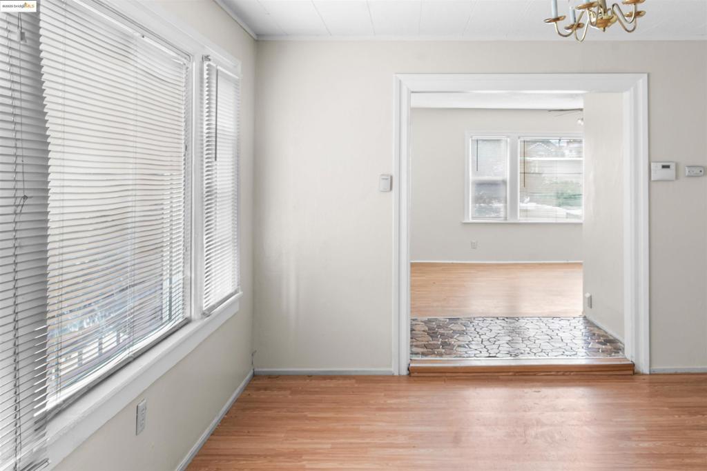 LAURELDICT - Residential Lease