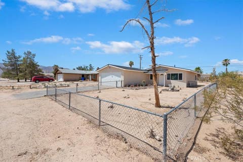 Photo of 5566 Daisy, 29 Palms, CA 92277 (MLS # RS26165856)
