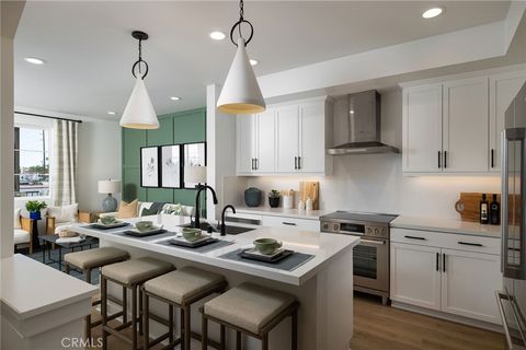 Photo of 308 E Whittier Boulevard, La Habra, CA 90631 (MLS # OC26084984)