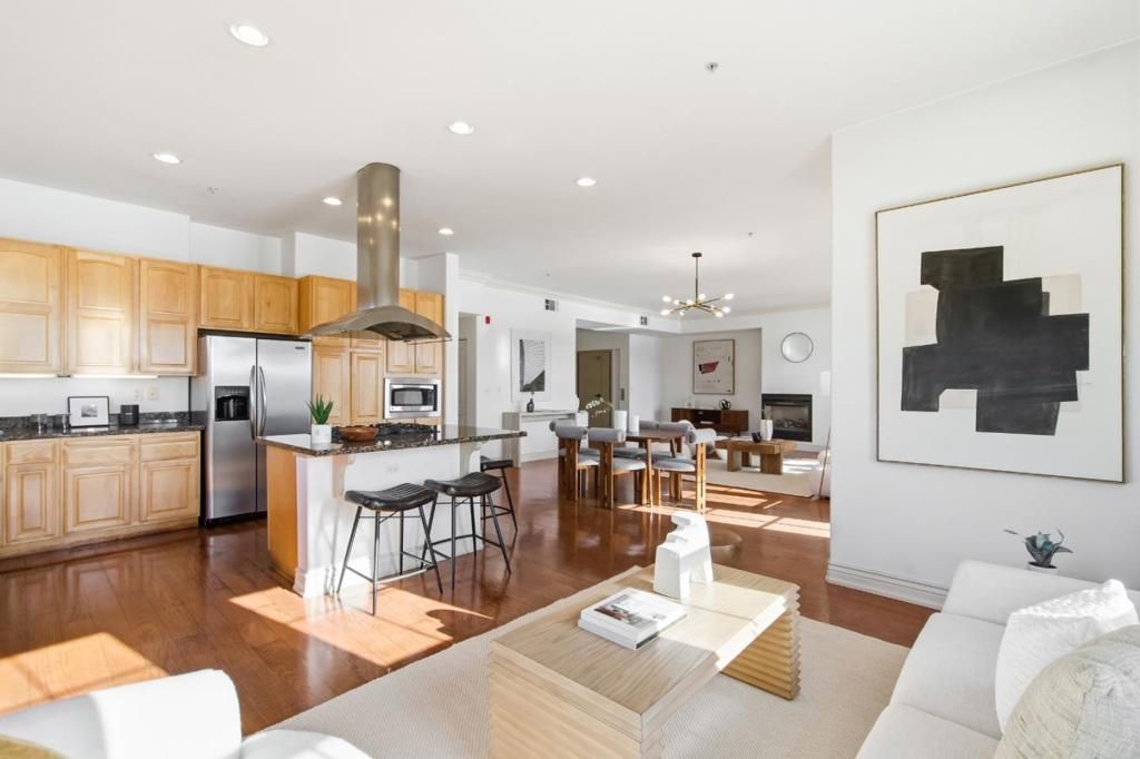 Photo of 88 S Broadway #1302, Millbrae, CA 94030 (MLS # ML82035800)