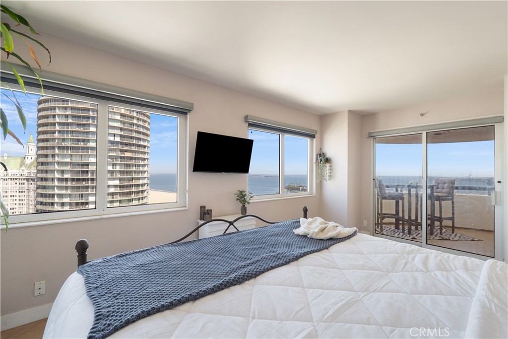 525 E Seaside Way 1909