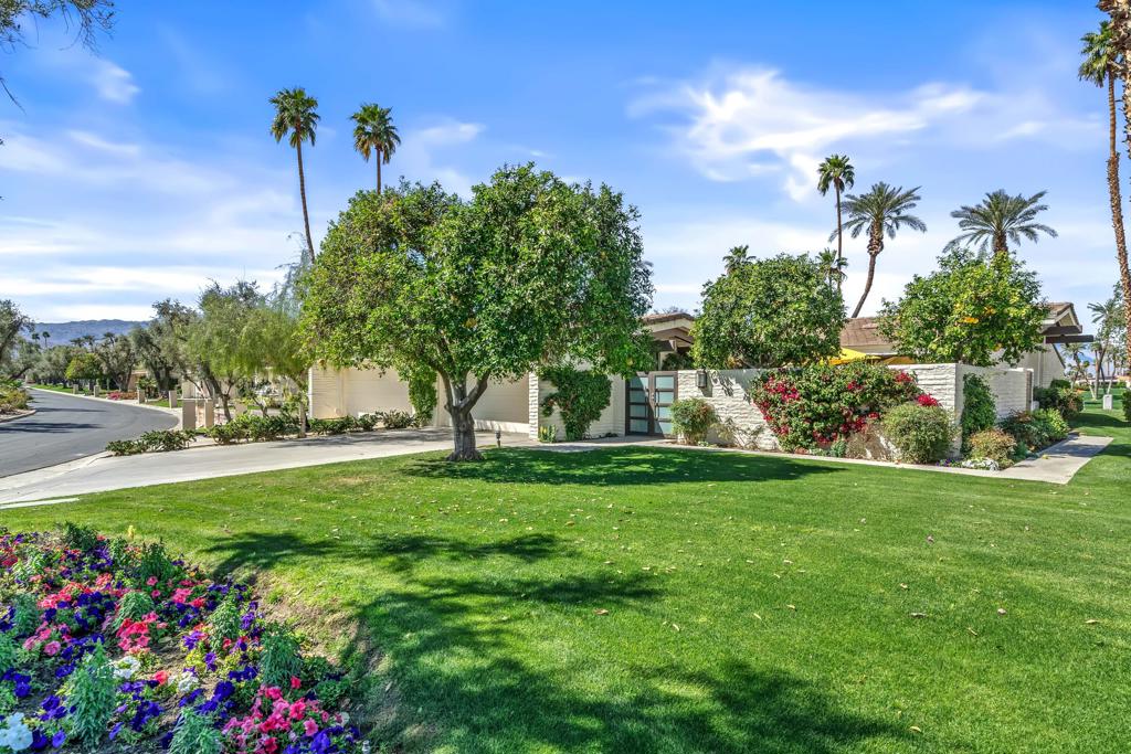 44841 Desert Horizons Drive