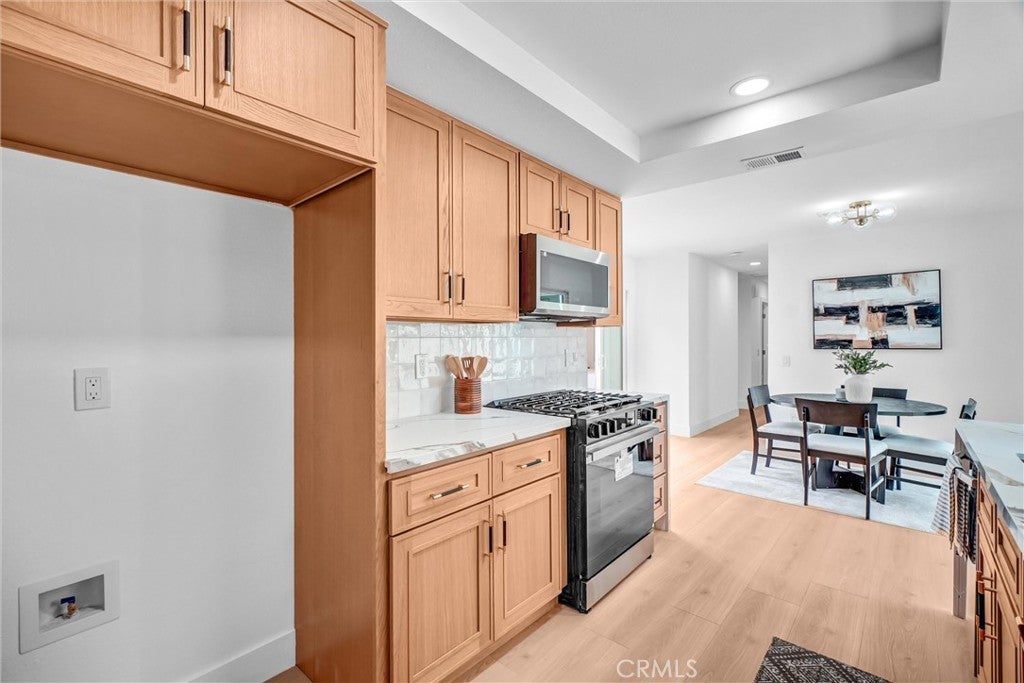 14332 Pinewood Road, Tustin CA 92780 - Photo 21