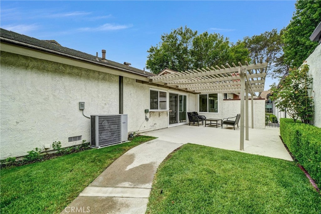 14332 Pinewood Road, Tustin CA 92780 - Photo 41