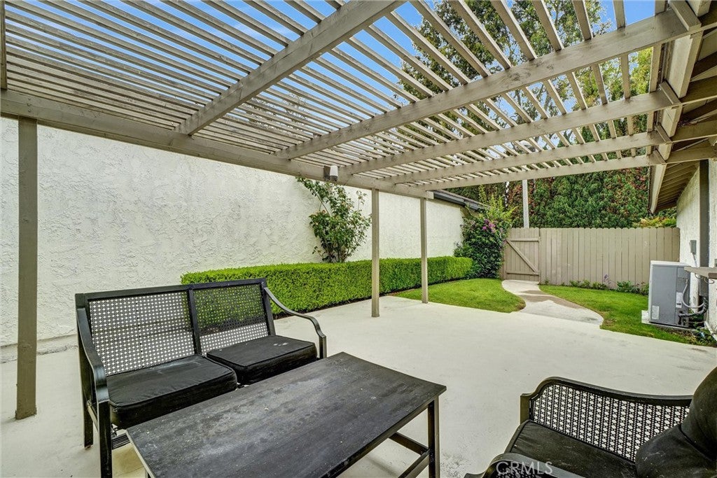 14332 Pinewood Road, Tustin CA 92780 - Photo 38