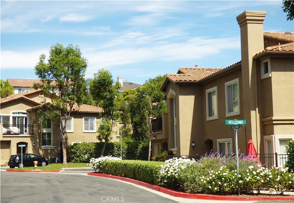 Passeggio (PASG) - Residential Lease