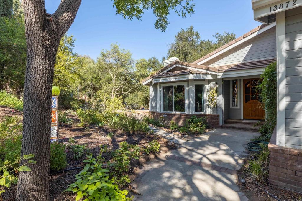 13872 Misty Oak Road
