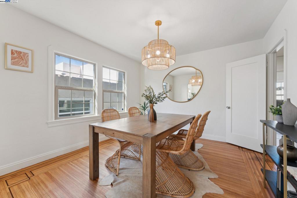 EASTMONT - Residential