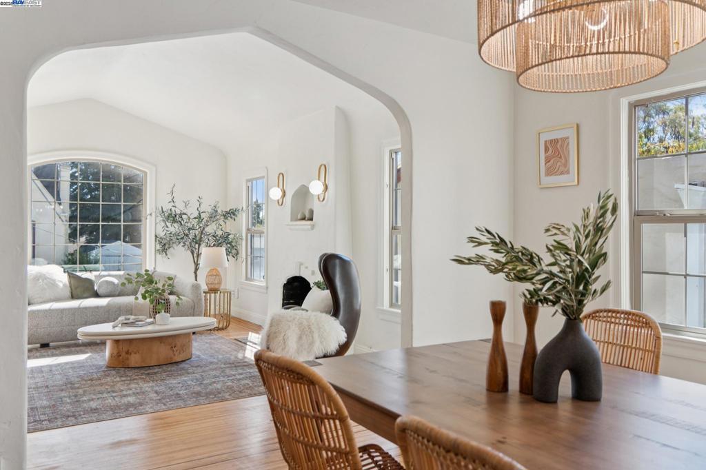 EASTMONT - Residential