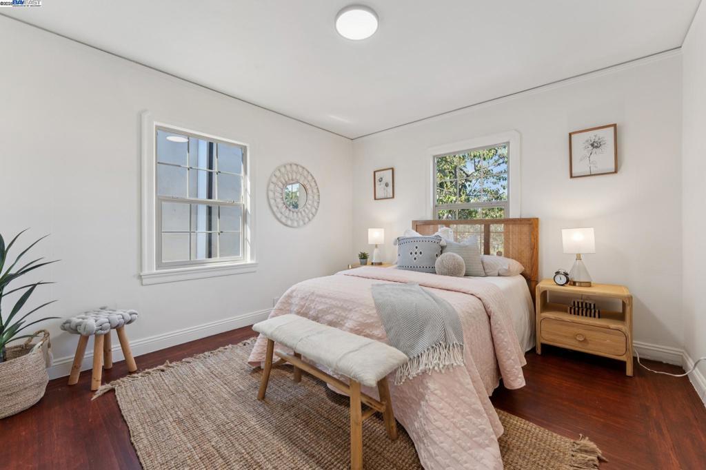 EASTMONT - Residential