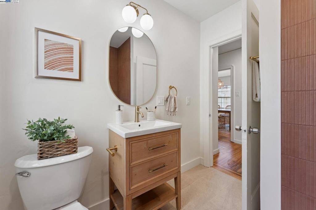 EASTMONT - Residential