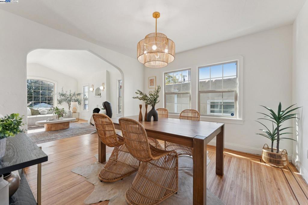 EASTMONT - Residential