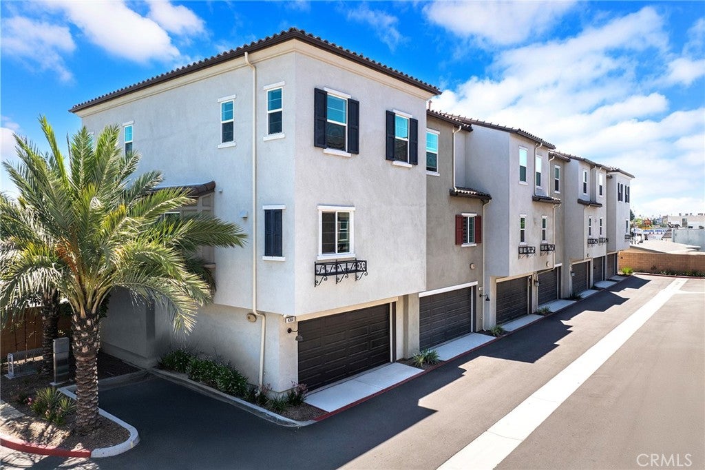 4352 Alamo lane Ln