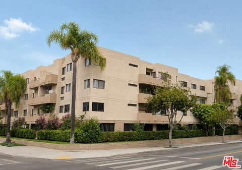 Photo of 435 S Virgil Avenue #208, Los Angeles, CA 90020 (MLS # 26874879)