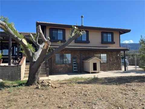 984 Pinon Road Pinon Hills CA 92372