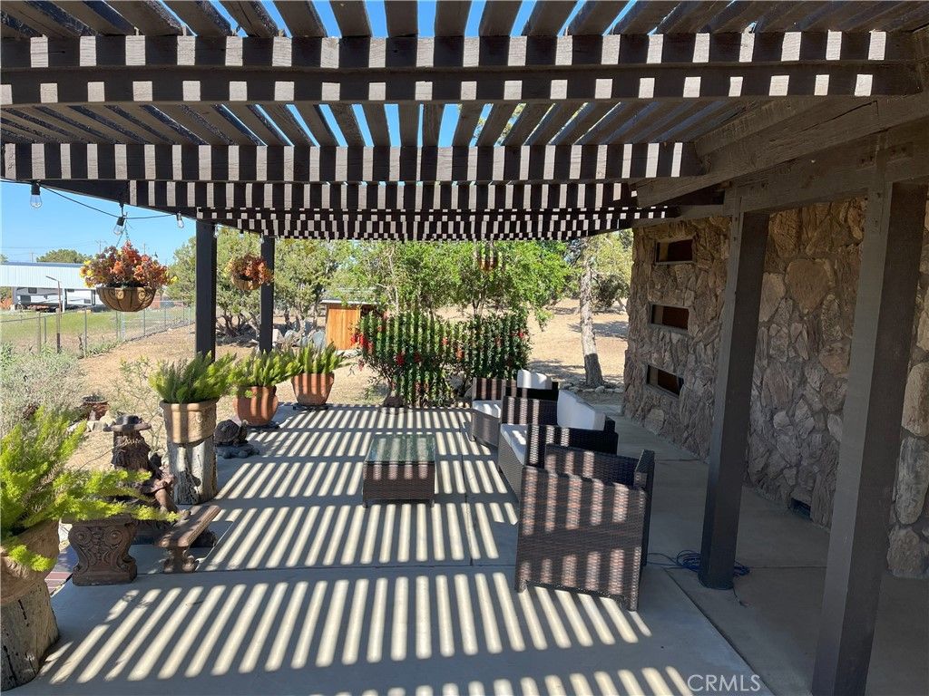 listing image 130726298387369678318