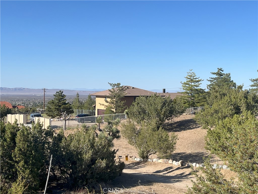 984 Pinon Road