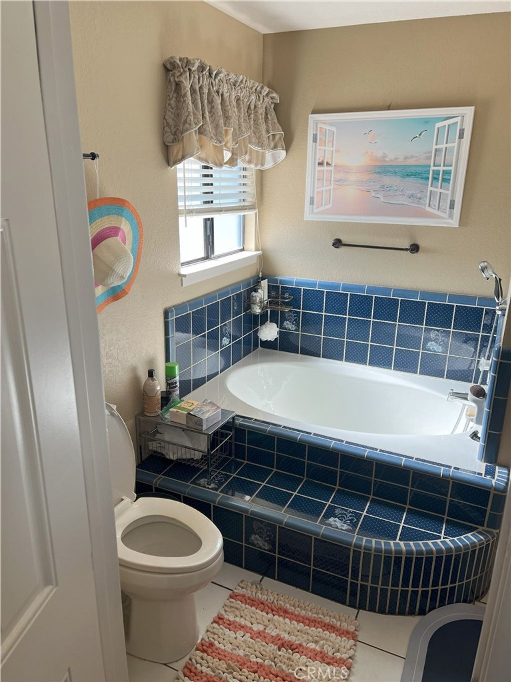 listing image 130729000393398514267