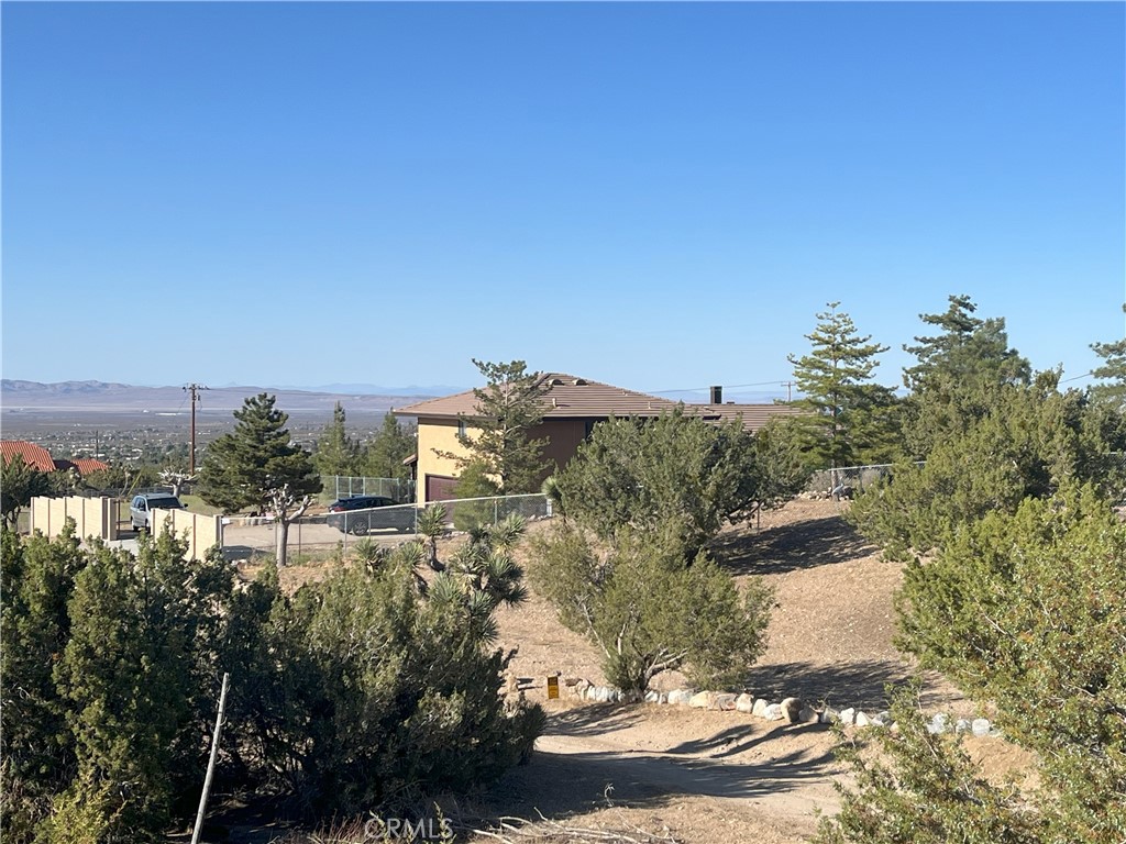 984 Pinon Road