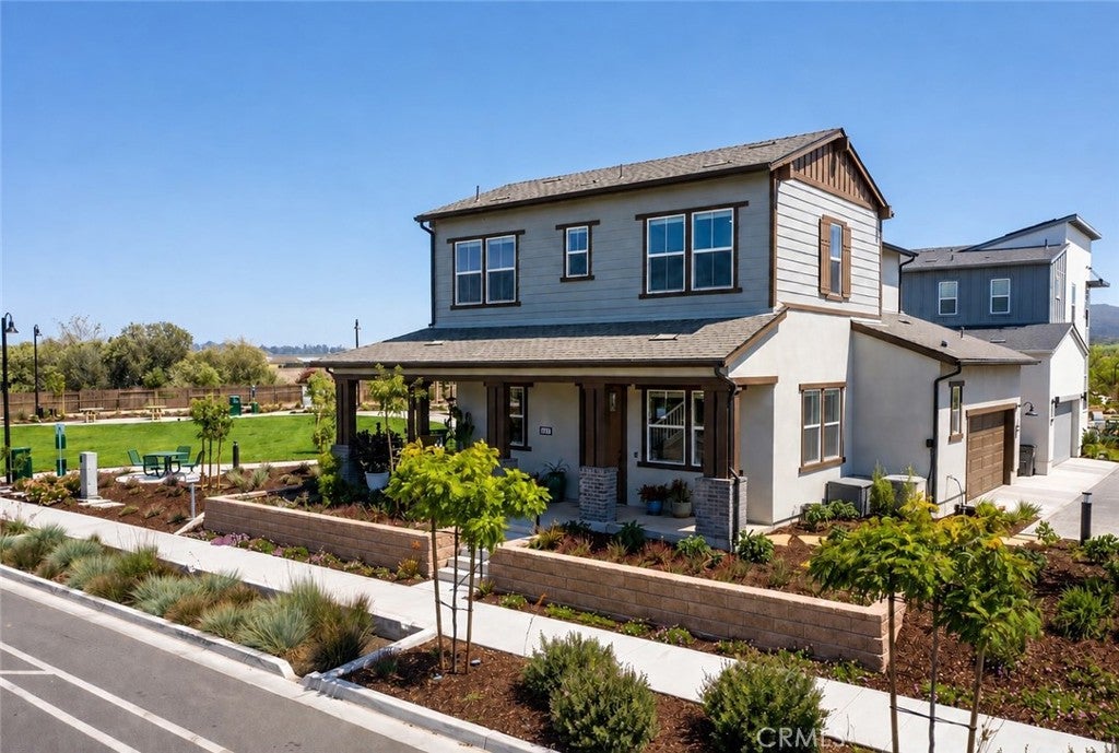 240 Foxtrot Court