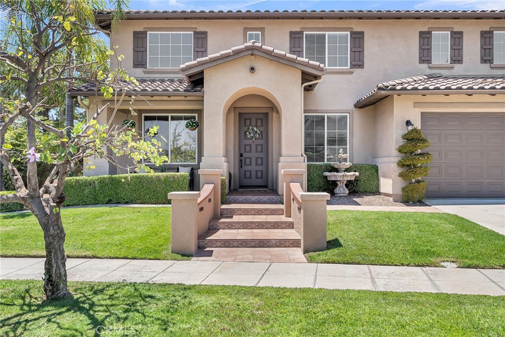 1693 Old Baldy Way