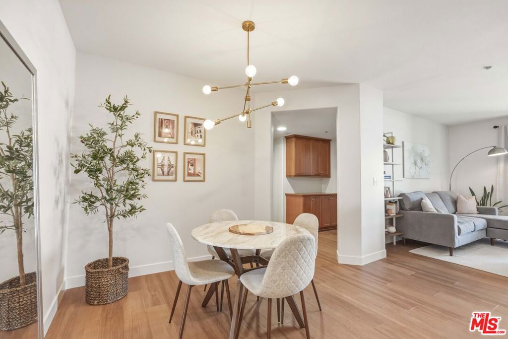 360 W Avenue 26 234