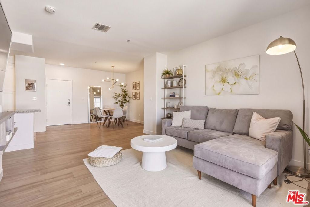 360 W Avenue 26 Ave 234, Los Angeles CA 90031