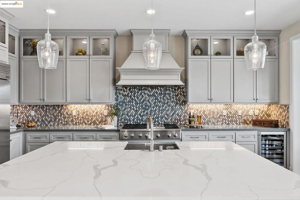 BRENTWOOD - Residential