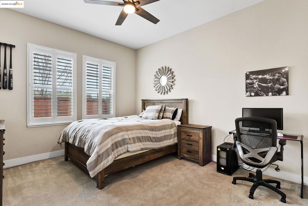 BRENTWOOD - Residential