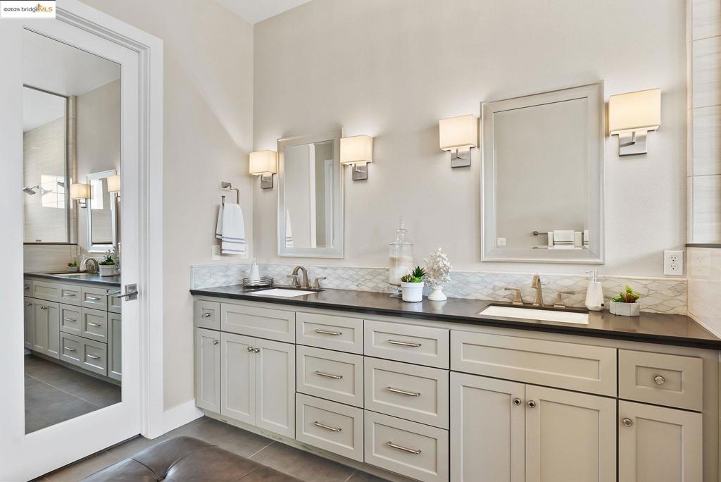 BRENTWOOD - Residential