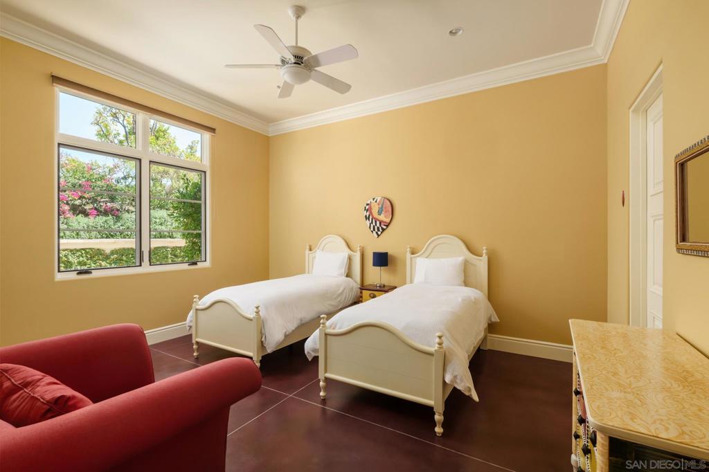 Rancho Santa Fe - Residential