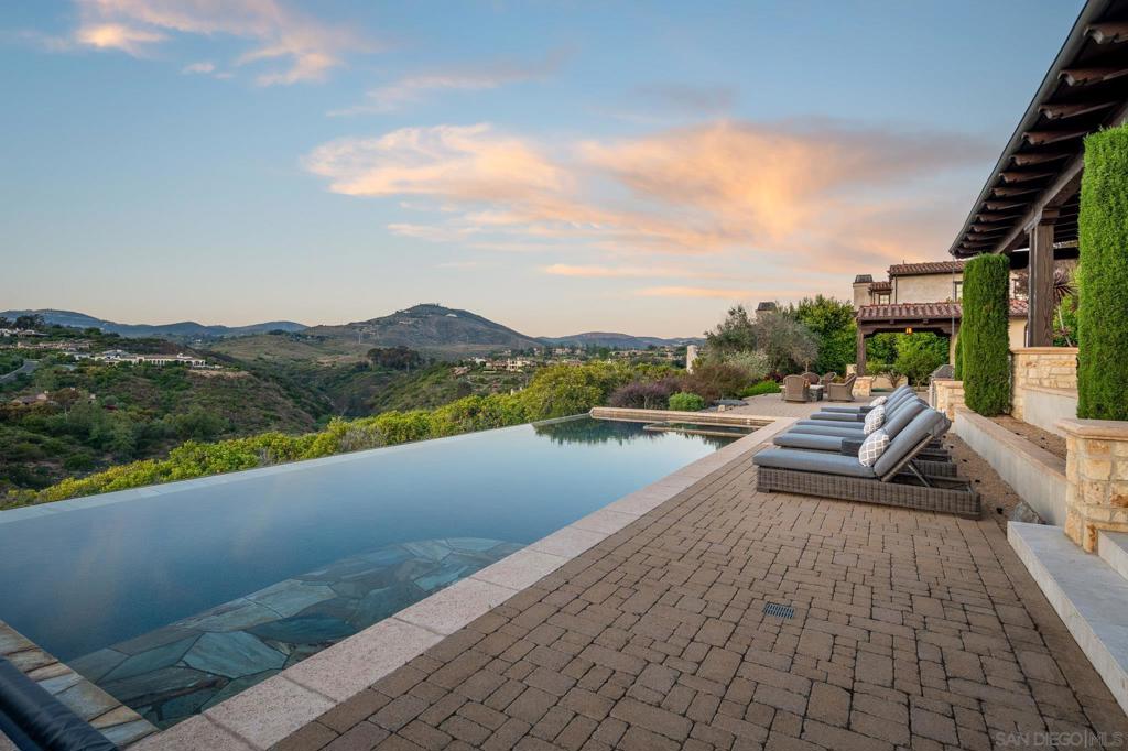 Rancho Santa Fe - Residential