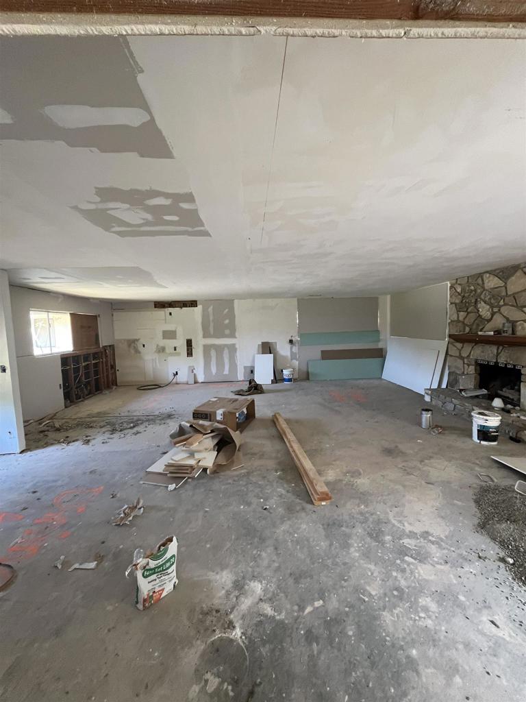 2829 Golfview Drive